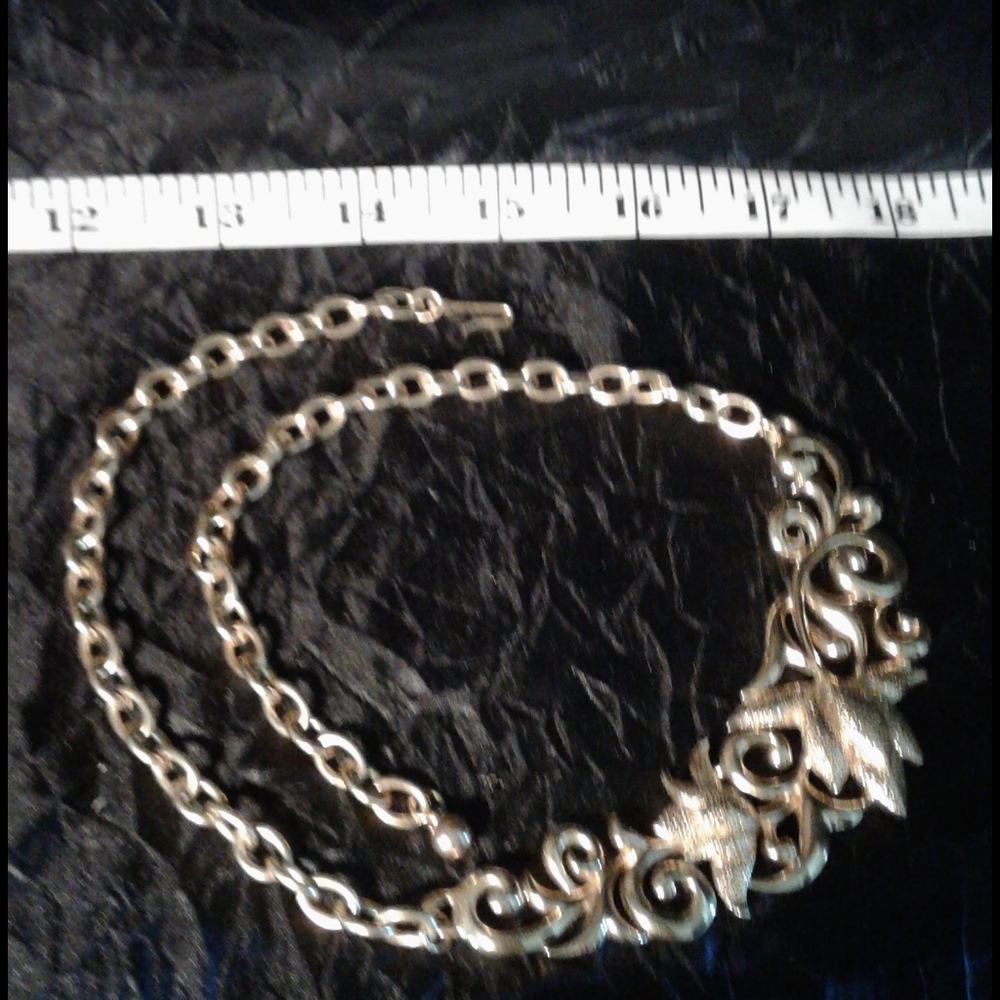 Necklace - Picture 5 of 11